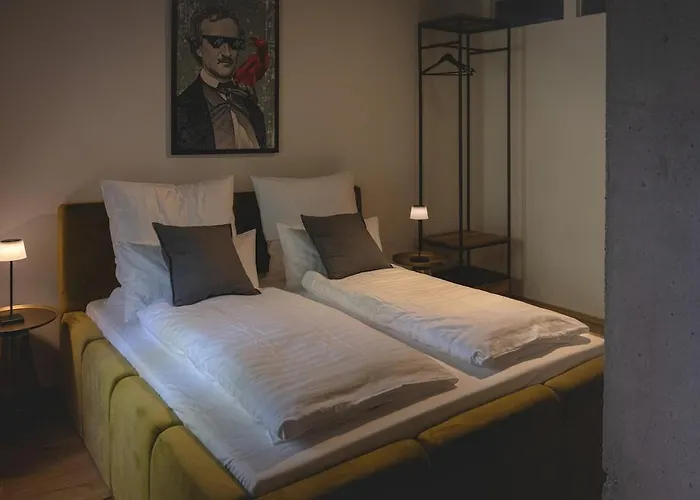 2 Mit Parkplatz Apartamento